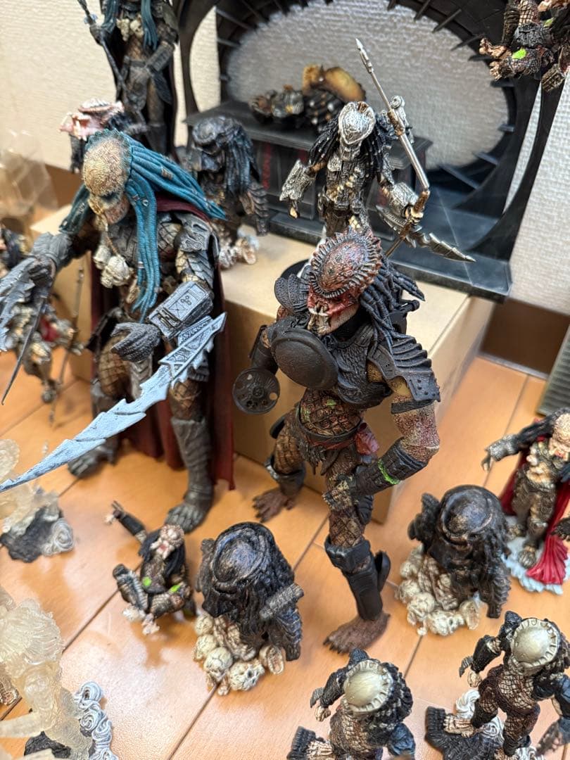 Ｔ*様 【大量まとめ売り】McFarlane AVP/プレデターフィギュアミニ