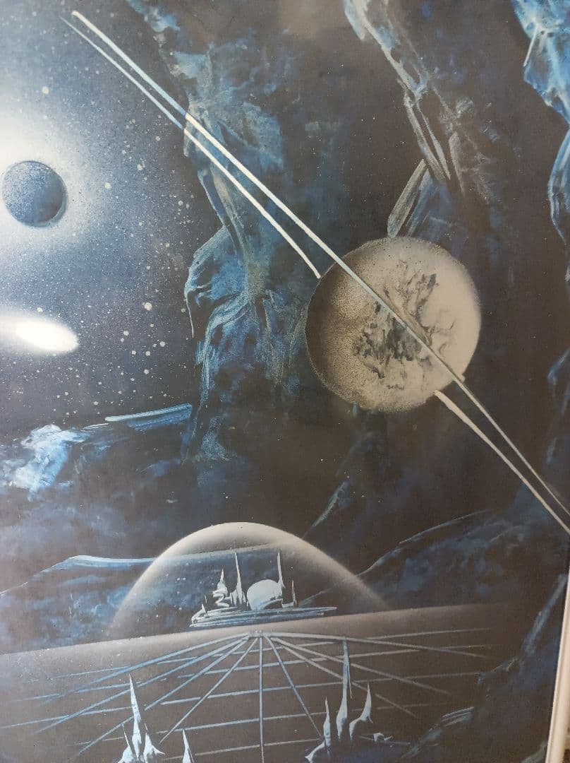 缶スプレーアート　宇宙　近未来　アート作品