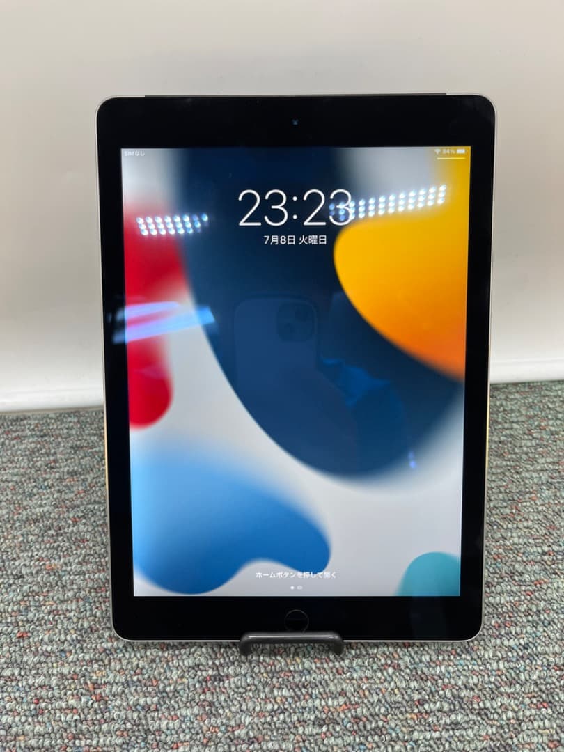 iPad Air2　Wi-Fi+Cellular　simフリー　f853