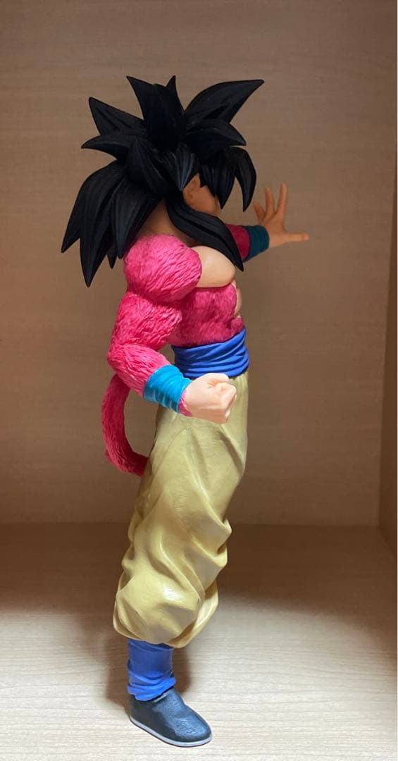 ドラゴンボール一番くじフィギュア 孫悟空スーパーサイヤ人4