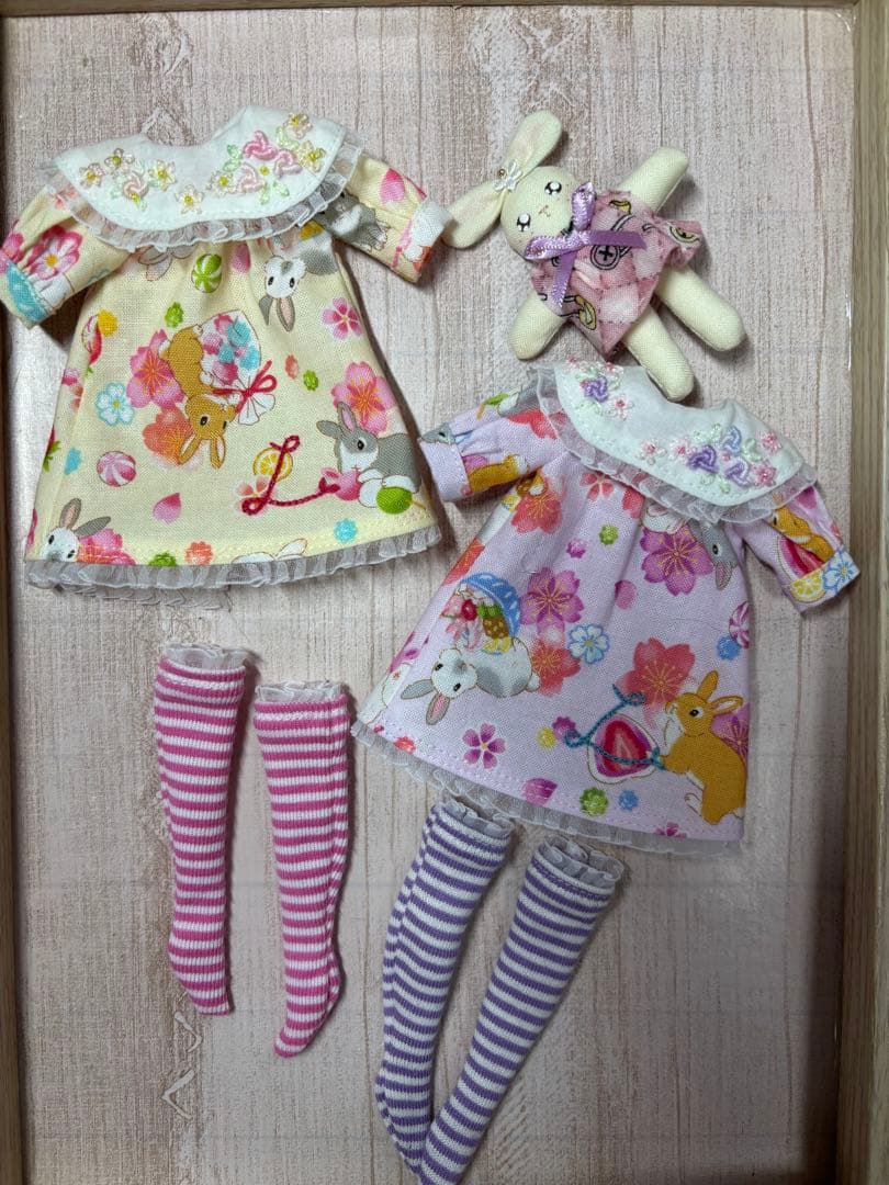 リカちゃんハンドメイド服　うさぎのミニワンピース双子ちゃんセット
