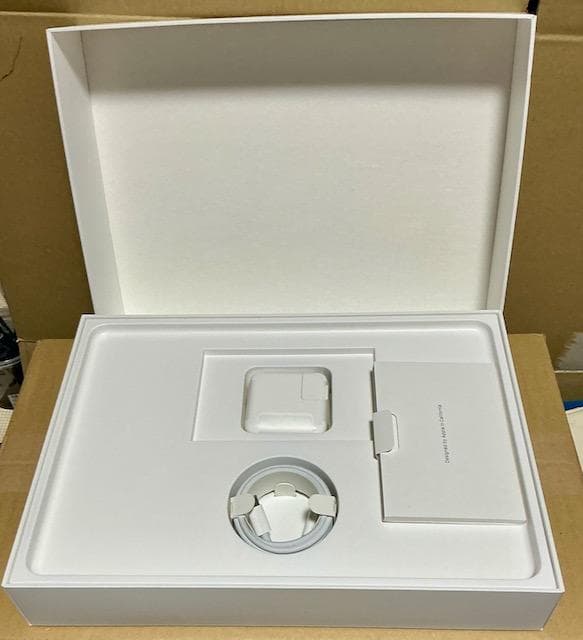 MacBook 12インチ 2017 Gold Core i7 16GB