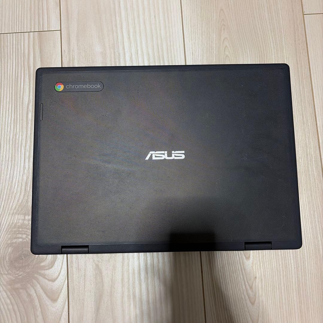 ASUS Chromebook HDMIポート搭載