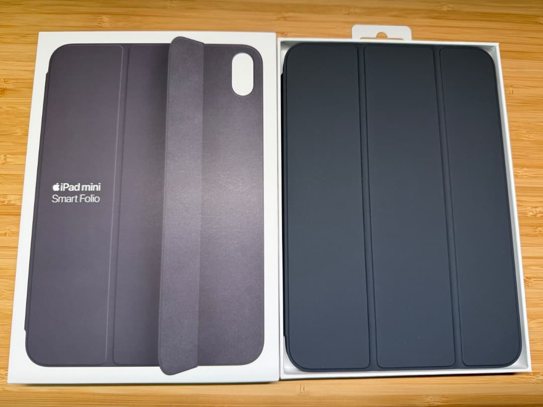 純正iPad mini（A17 Pro）用Smart Folioチャコールグレイ