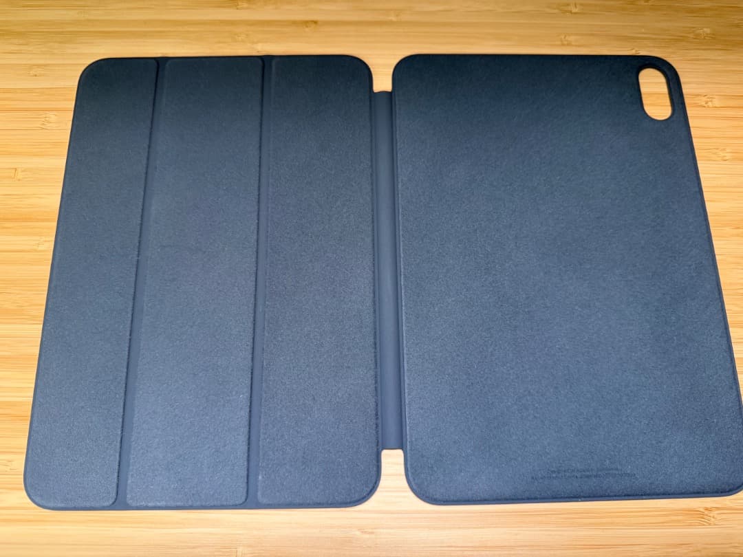 純正iPad mini（A17 Pro）用Smart Folioチャコールグレイ