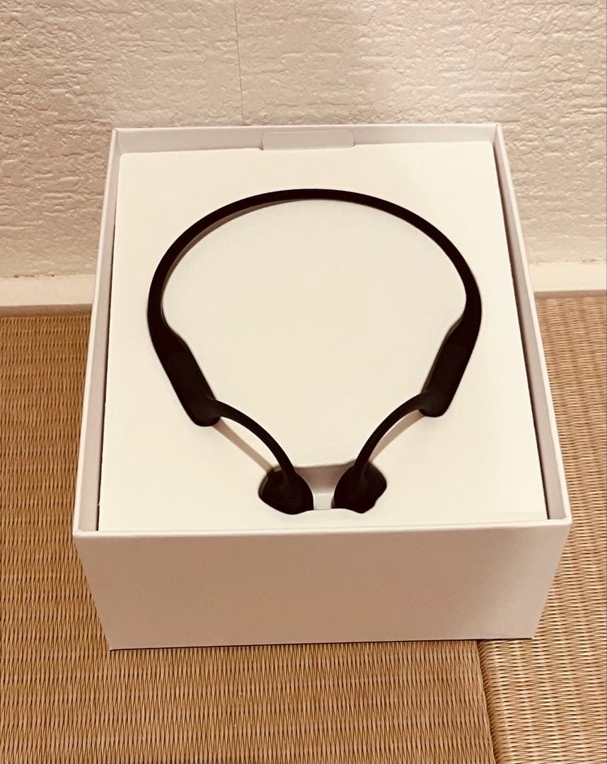 【美品】SHOKZ OpenRUN MINI（骨伝導イヤホン）