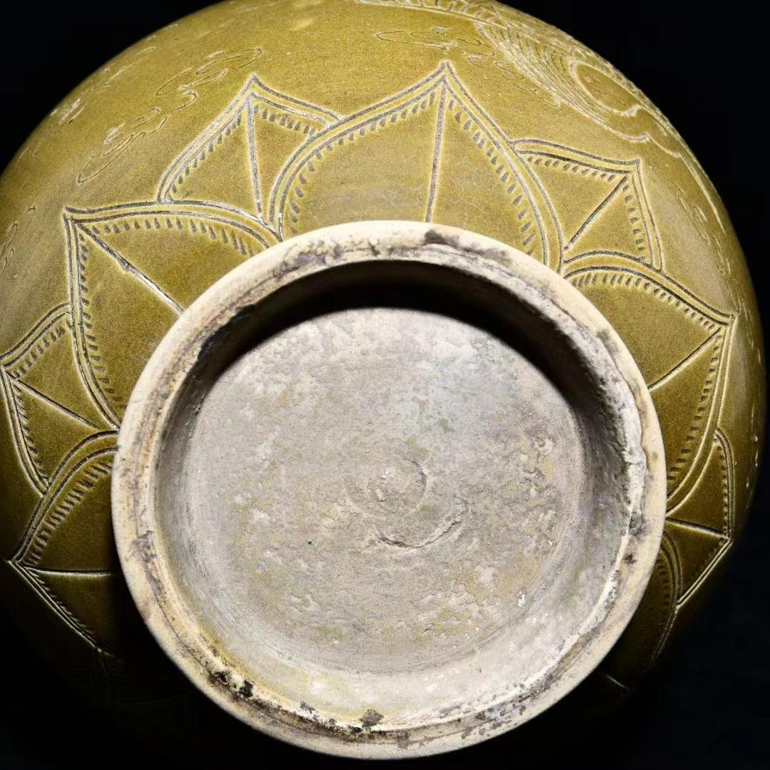 中国古美術・旧蔵の陶磁器鶴模様の静瓶・18x35cm・茶道具・案頭・置物・文房具