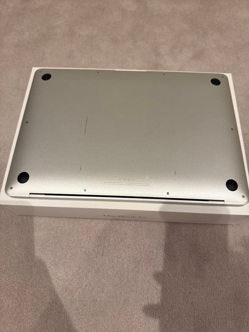 MacBook Air M1 13 インチ 8GB / 512GB シルバー