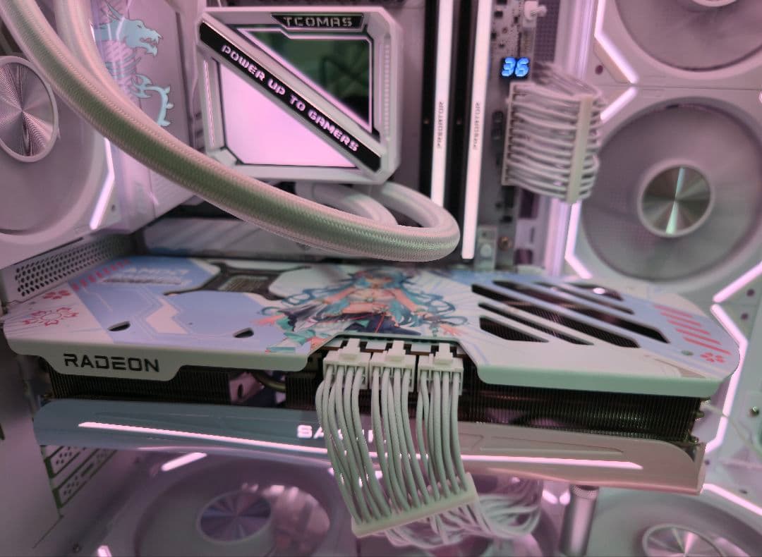 RADEON RX 9070XT　YESTON 櫻瞳水着