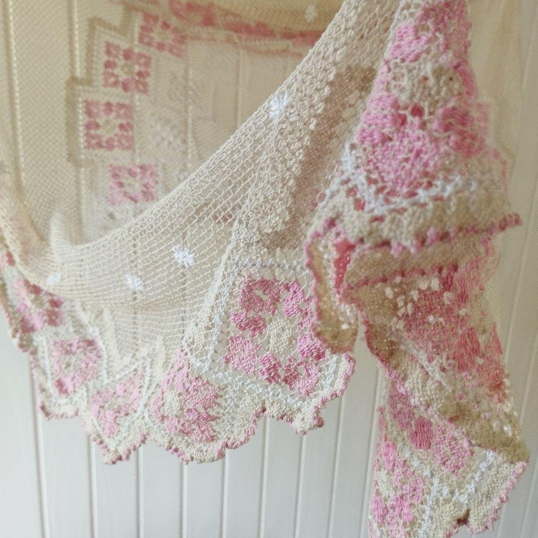 優しい生成り色　Vintageフィレレース　円形　フリークロス