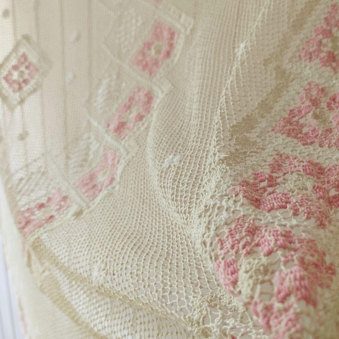 優しい生成り色　Vintageフィレレース　円形　フリークロス