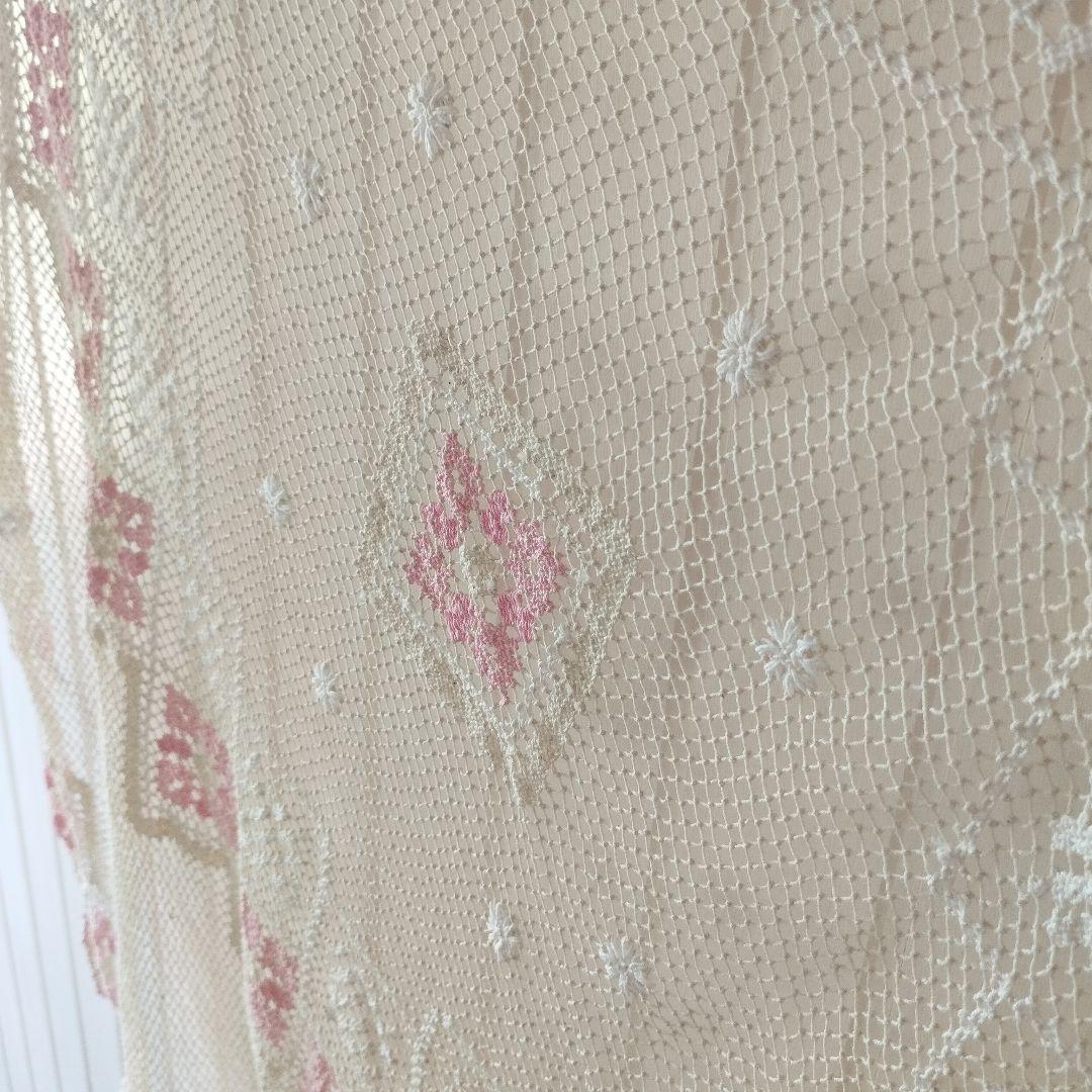 優しい生成り色　Vintageフィレレース　円形　フリークロス