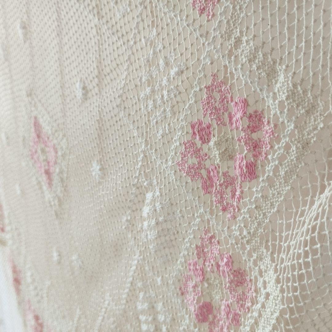 優しい生成り色　Vintageフィレレース　円形　フリークロス