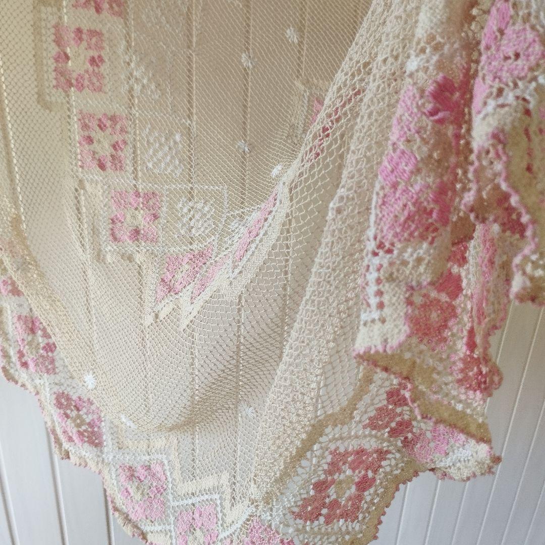 優しい生成り色　Vintageフィレレース　円形　フリークロス