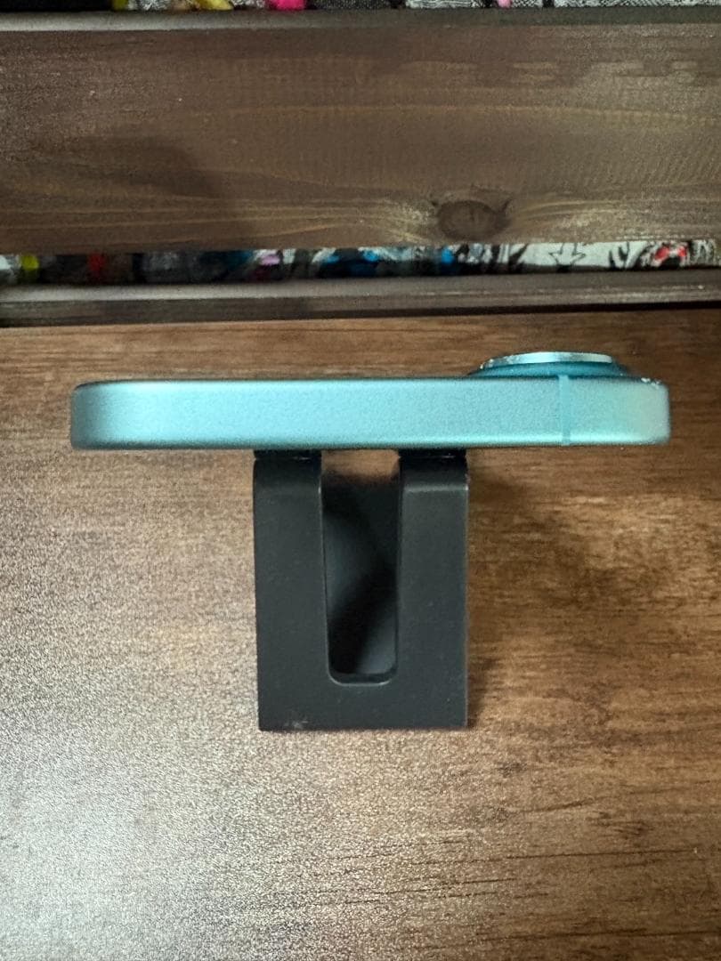 【超美品】iPhone16 バッテリー100% 128GB ティール