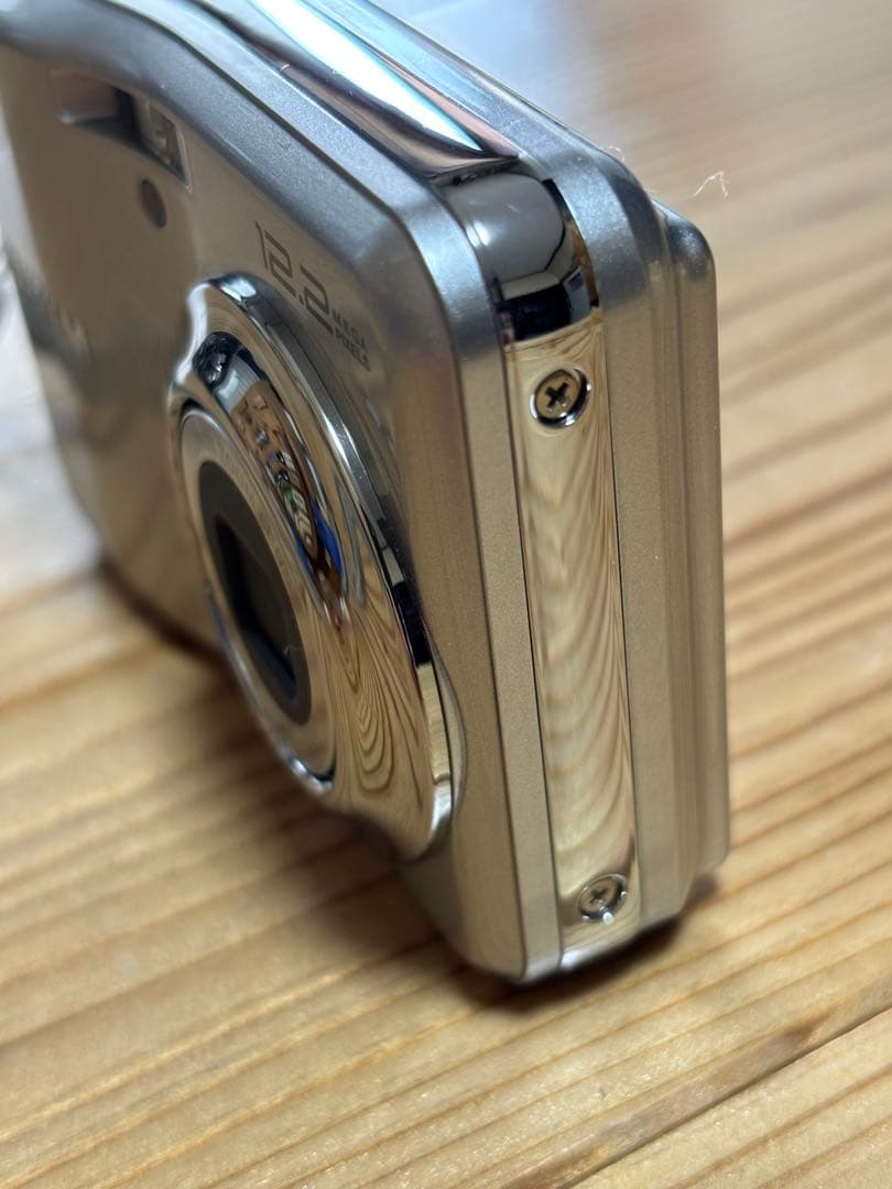 FUJIFILM /A220 12.2メガピクセル コンパクトデジタルカメラ