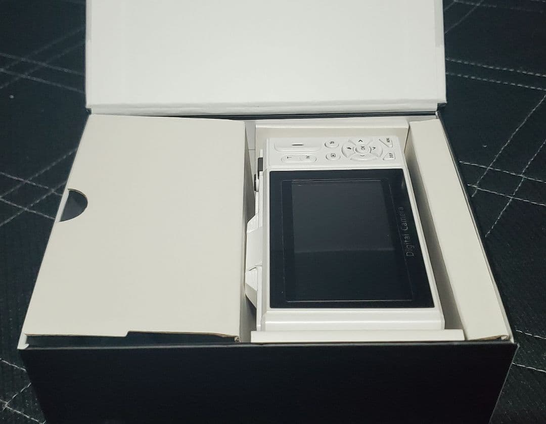 【ほぼ未使用】Aimike スマホに送れる デジタルカメラ 5K