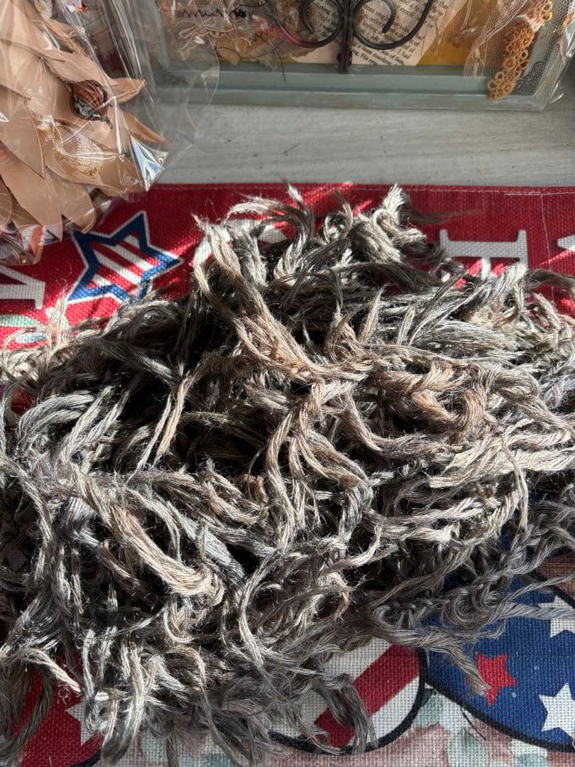 超もしゃもしゃ糸　　さゆり染め