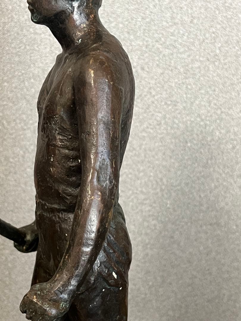 ブロンズ　置物　人物　銅　在銘　骨董品