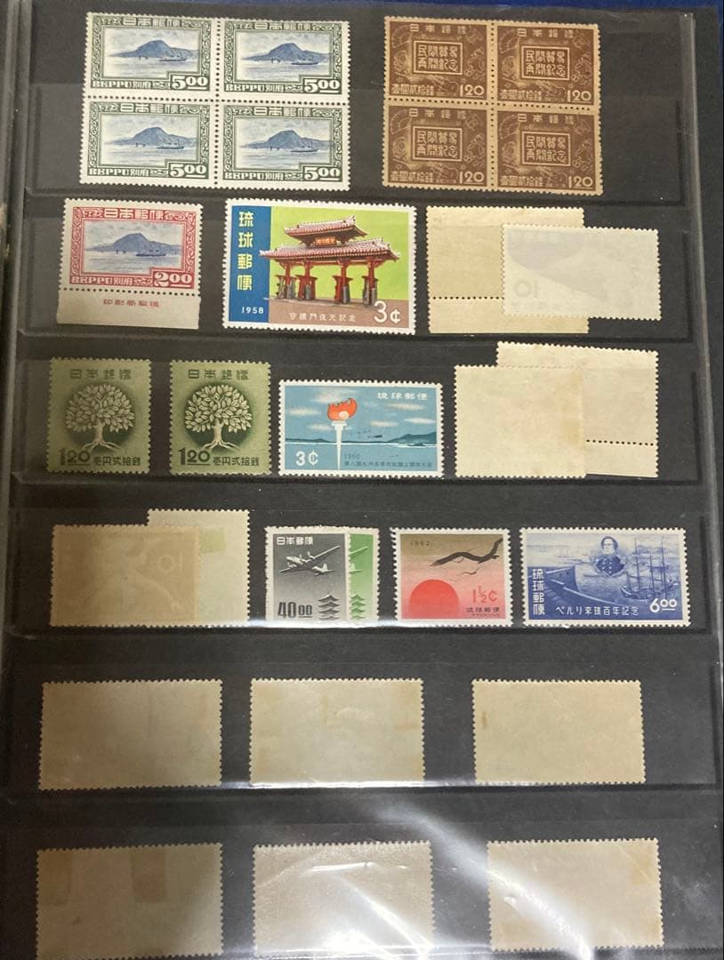 メ*オ様 銭単位！未使用　普通品から美品 ４００枚以上 ぎっしりアルバムごと