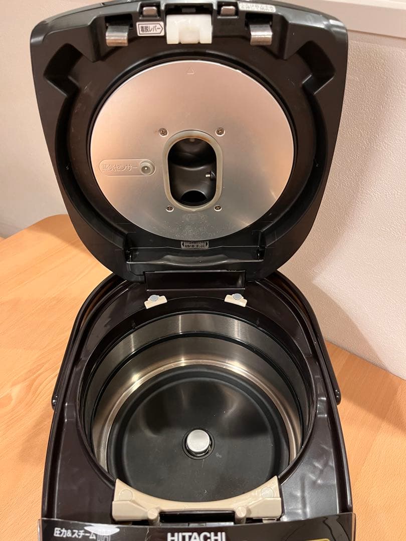 HITACHI 炊飯器5.5合炊き 真空断熱圧力&スチーム
