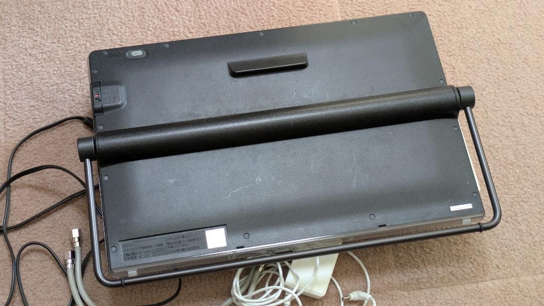 15インチ パナソニック防水ポータブルTV UN-15CTD8/UN-15TD8