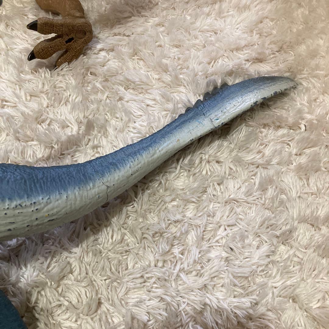 T レックス　モササウルス　セット