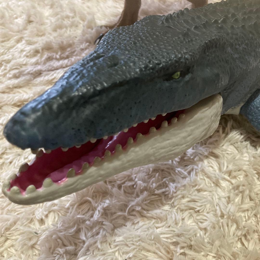 T レックス　モササウルス　セット