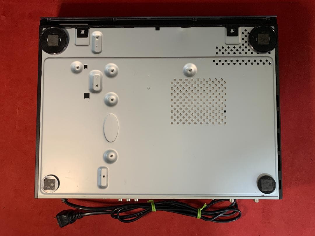 東芝 REGZA 整備済み 8番組同時録画 DBR-M180 タイムシフトマシン