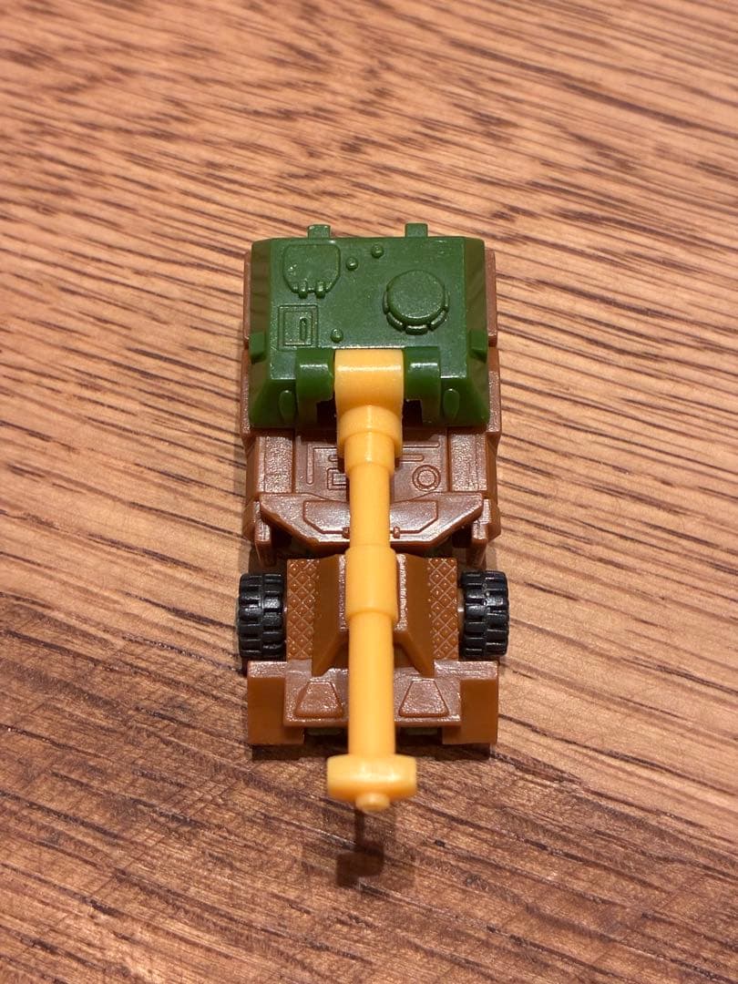 トランスフォーマー、マイクロマスター、バトルパトロールのビッグショット（戦車）