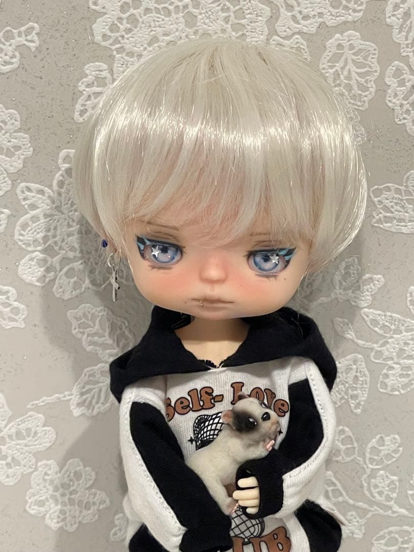 ー専用ーモンストドールカスタム　入れ目♡白髪のノア♡男の子
