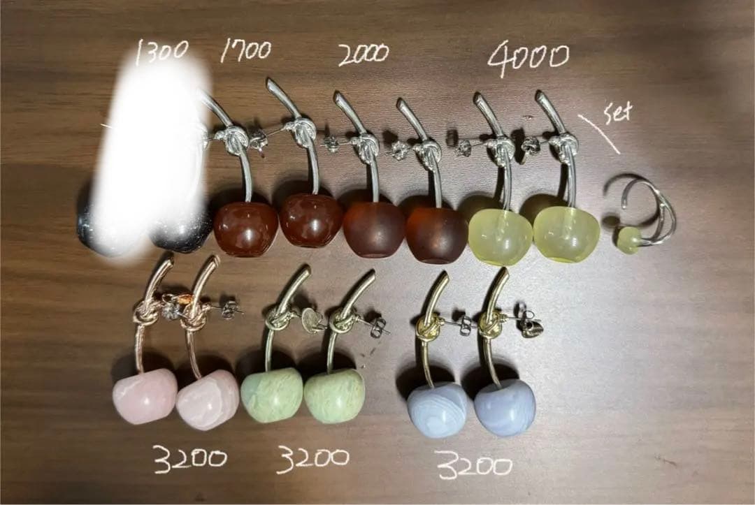 liquem チェリー　ピアス　まとめ売り　バラ売り可