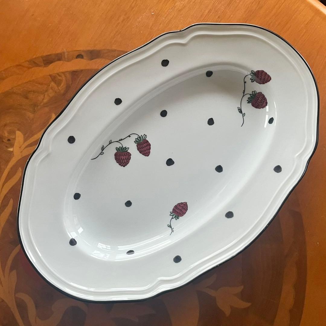 リチャードジノリ　チェリーとストロベリーのオーバル皿　2枚
