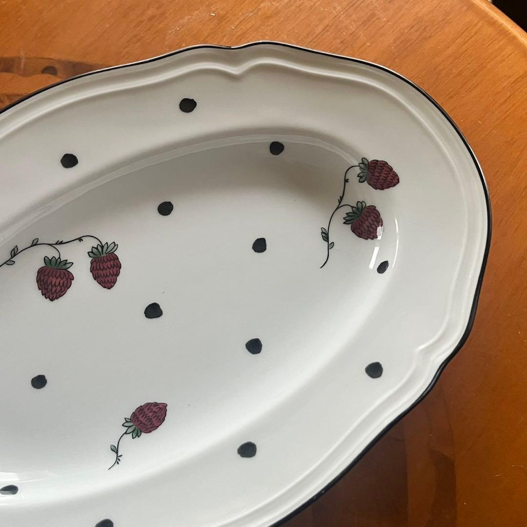 リチャードジノリ　チェリーとストロベリーのオーバル皿　2枚