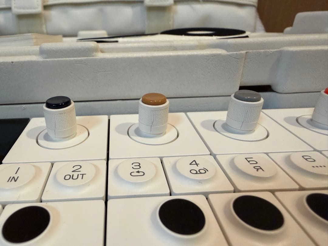 OP-1 field 正規ケース付き