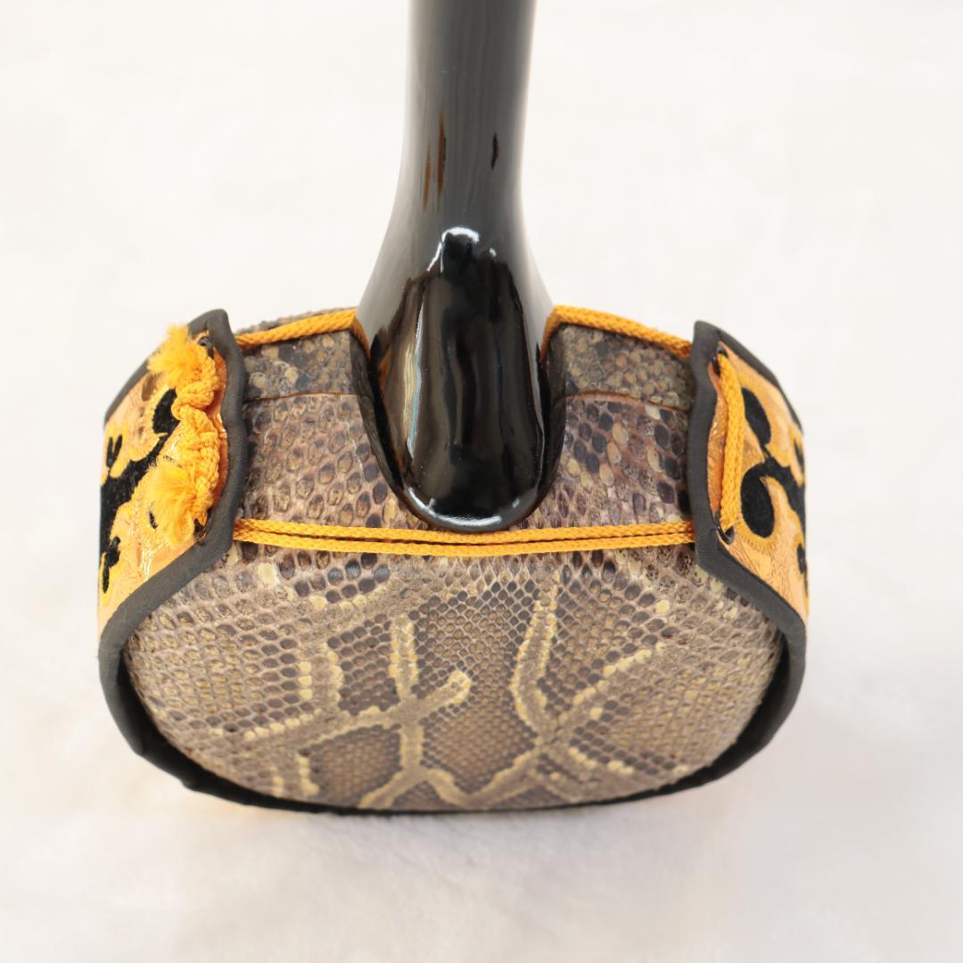 沖縄三線 蛇本皮 強化張り 民族楽器　琉球楽器　本体のみ