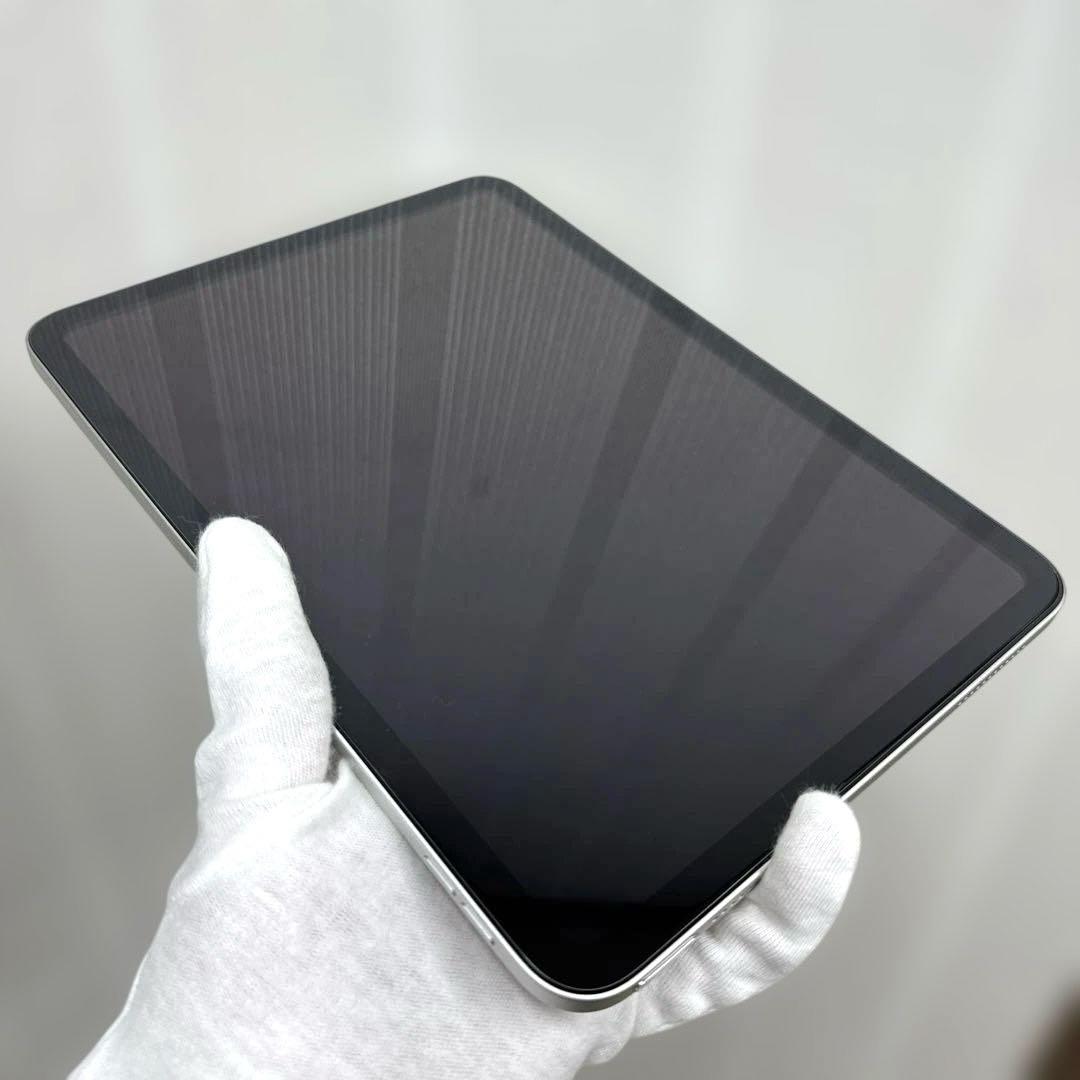iPad 10.9インチ 第10世代 Wifiモデル 美品 シルバー