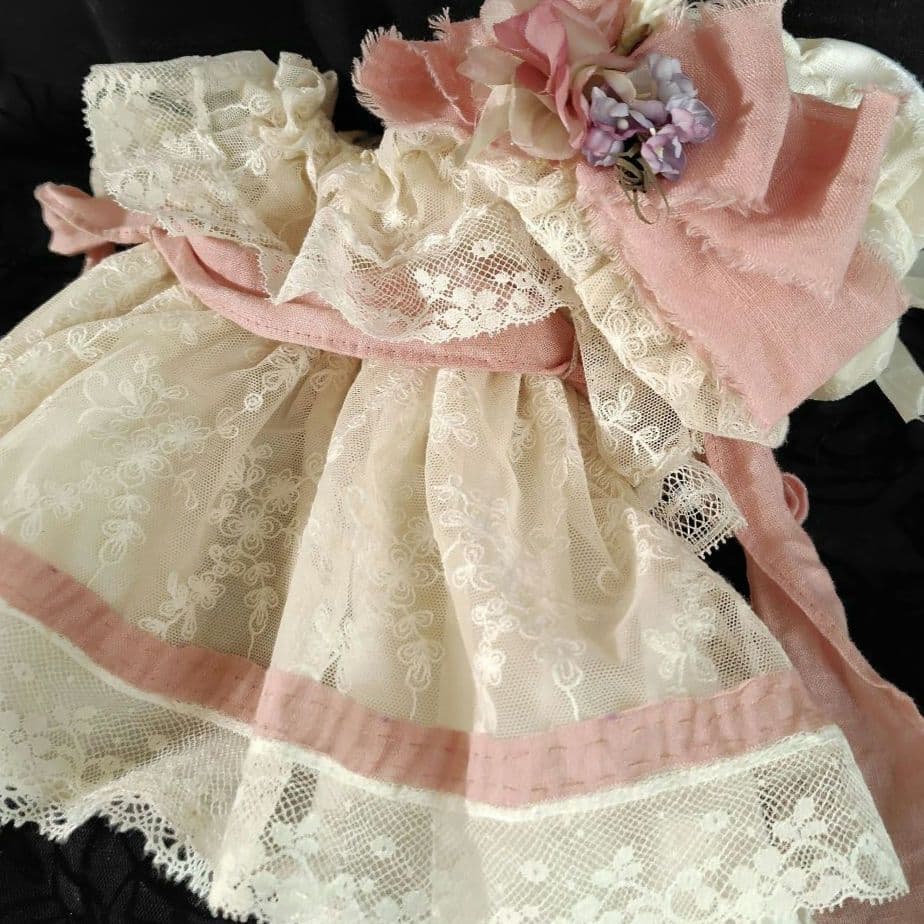 アンティークドール用ドレスとボネ