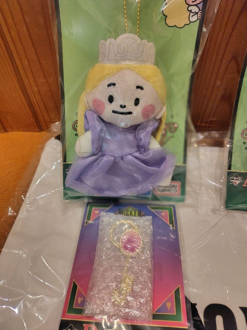 一番くじ ウィキッド A賞 B賞 マスコット C賞 トートバッグ D賞 チャーム