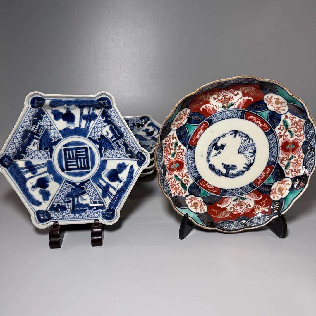 ミィ　古伊万里　色絵うさぎ文様輪花形七寸皿　染付竹林賢人図六角皿　各五枚