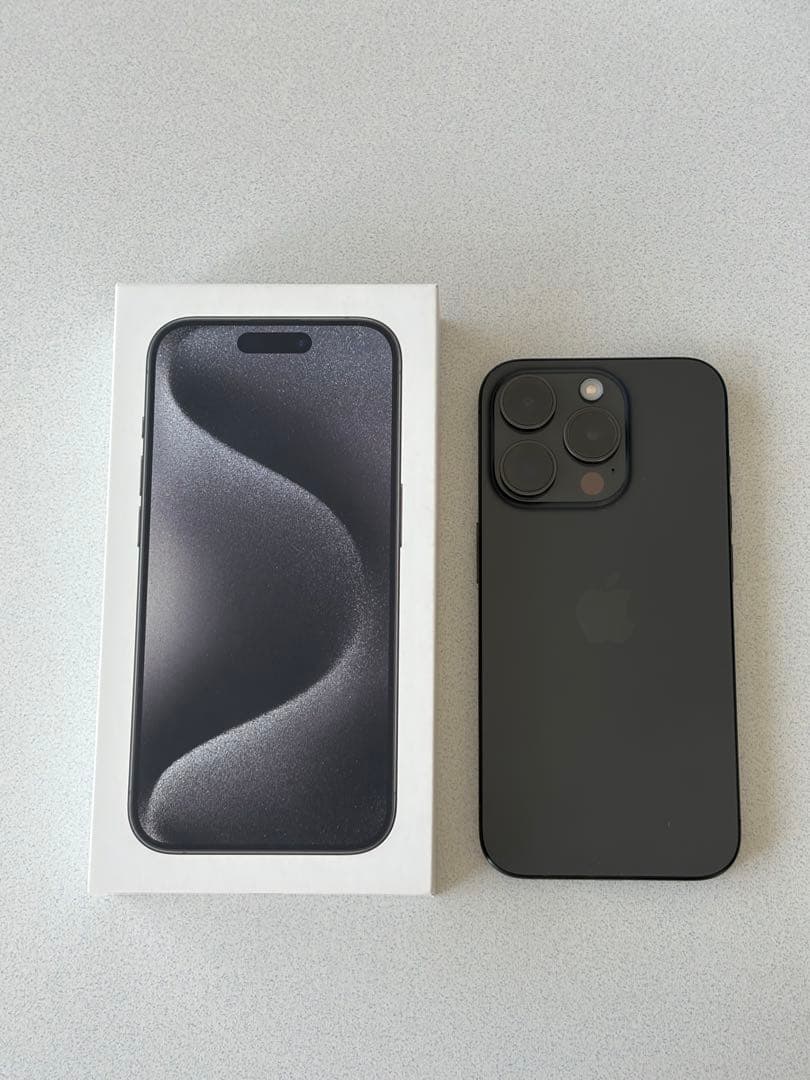 Apple iPhone 15 Pro スペースブラック 箱付き