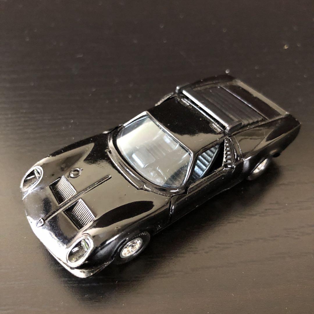 ランボルギーニイオタ　1/54スケール