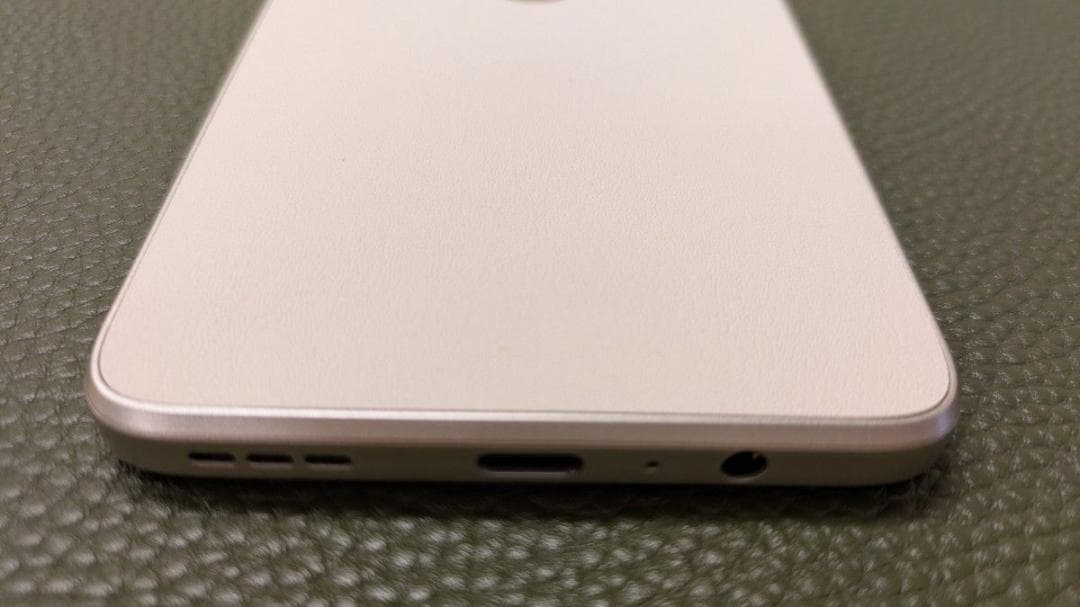 moto g64y 5G SIMフリー バニラクリーム 超美品 即日発送