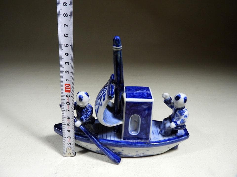 ●中国美術 大清乾隆年製 青花 染付 舟形置物 船 楼閣 唐子 黄布 桐箱入