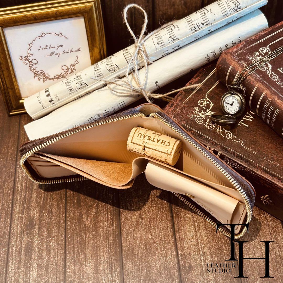 コードバン　ラウンドジップウォレット　レーデルオガワ　二つ折り　コーヒーブラウン