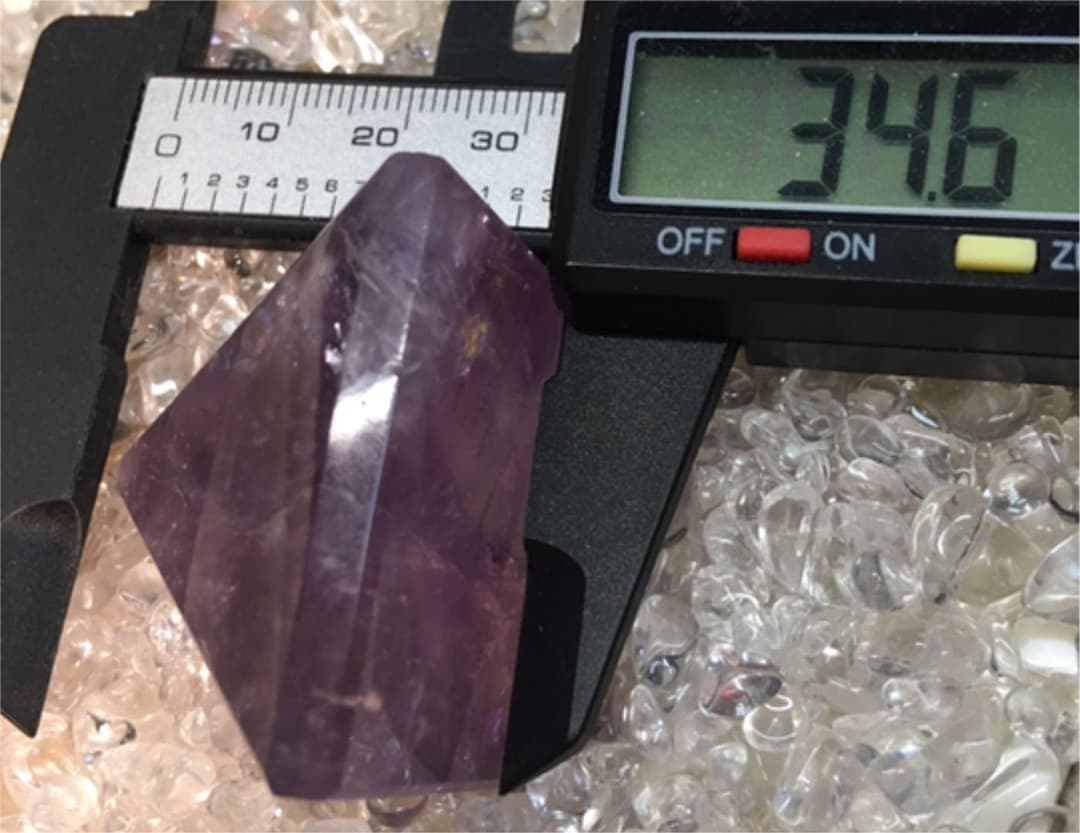 アメジストピラミッド置物　天然石ピラミッド置物　パワーストーンピラミッド置物