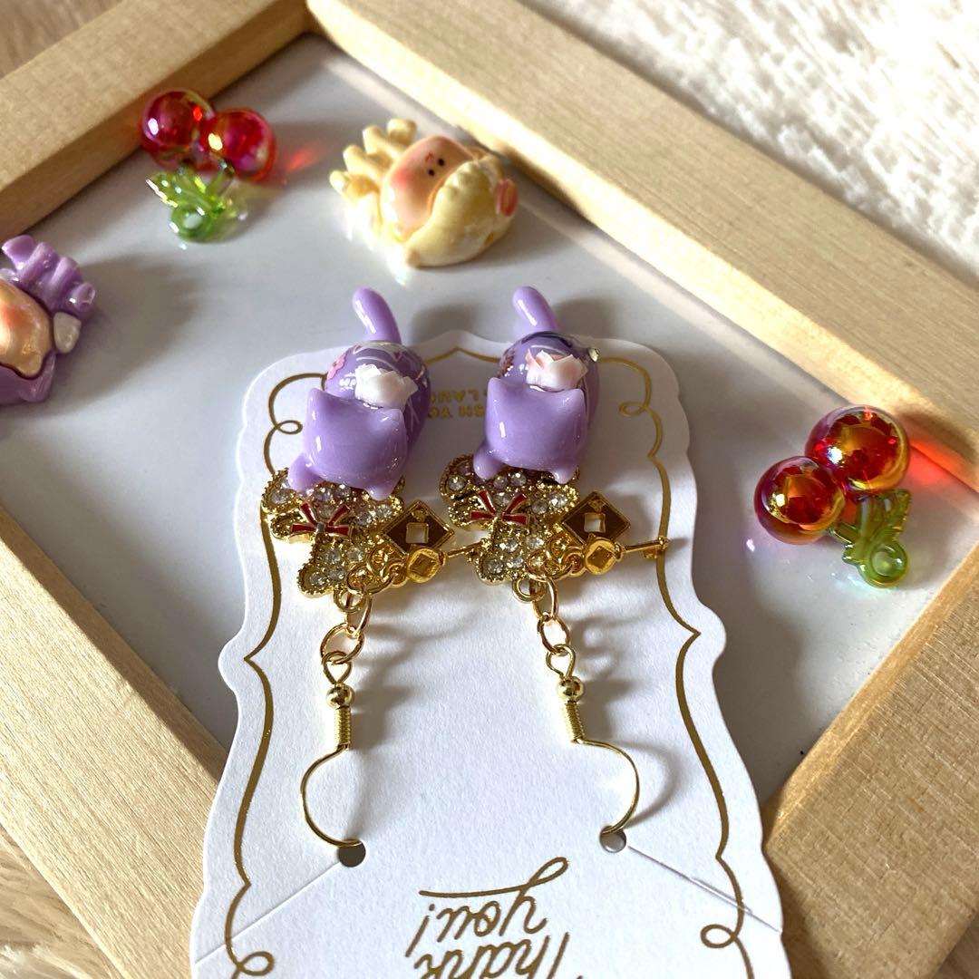 ☆キラキラくまさんが素敵なゴージャス猫ちゃんピアス☆