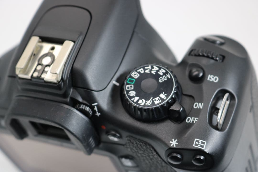 美品 【Canon EOS Kiss X4 ダブルレンズセット】 安心保証あり