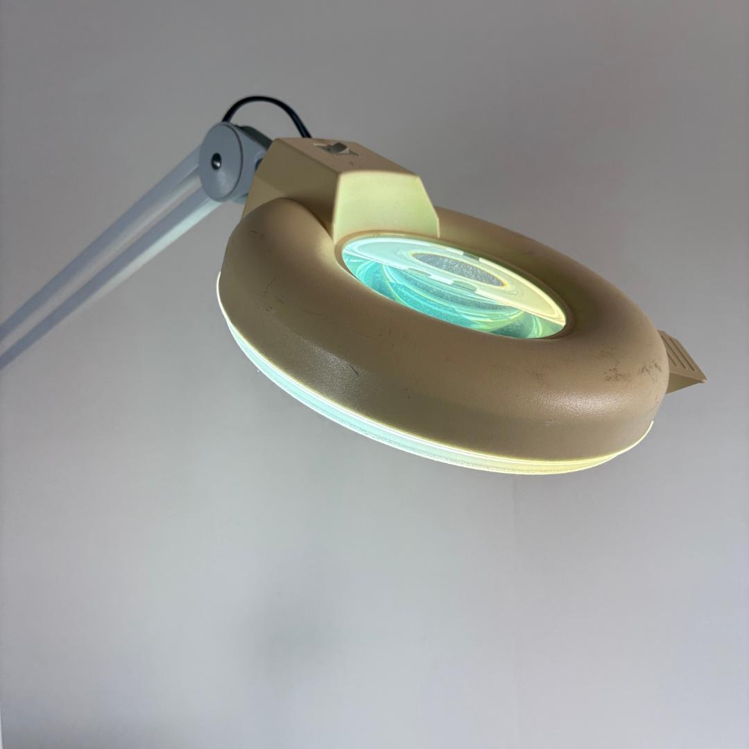 ヴィンテージ フロアランプ　(拡大鏡)