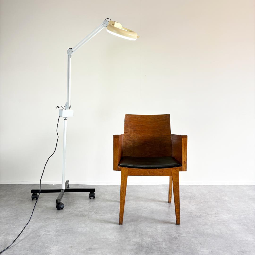 ヴィンテージ フロアランプ　(拡大鏡)